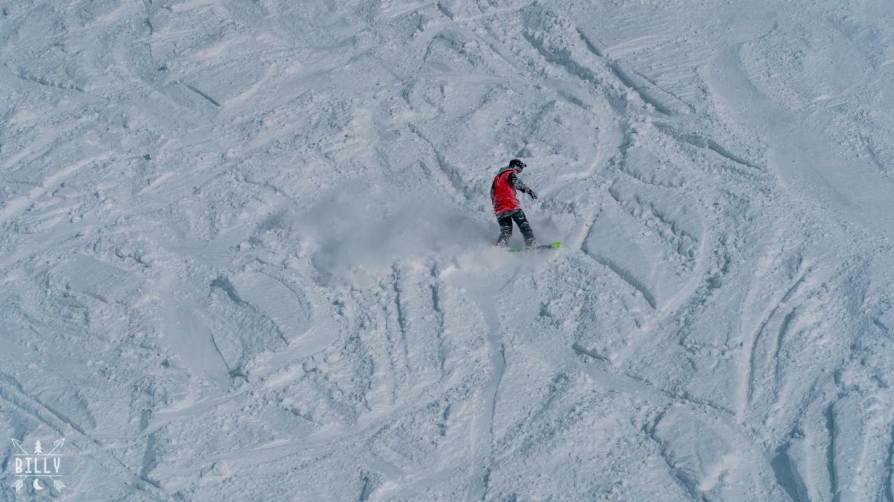 Kato'S Aparthotel Gudauri Mgzavrebi Luaran gambar